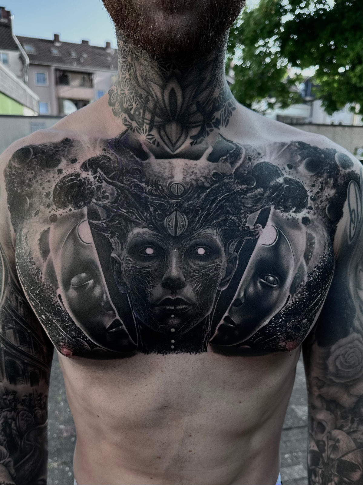 Alien Chestpiece – Realismus